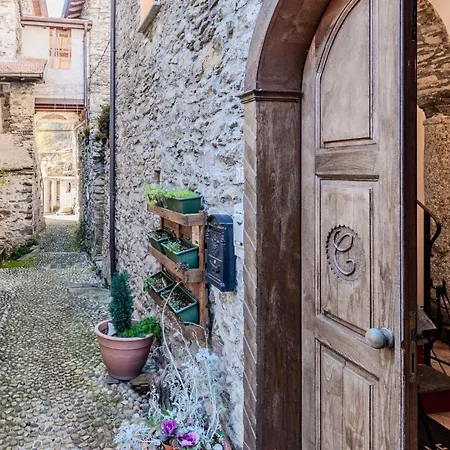 Tzoffhaus By Interhome Domaso