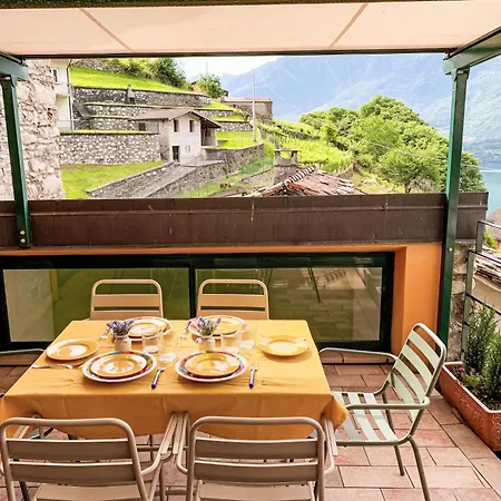 Hébergement de vacances Tzoffhaus By Interhome Domaso