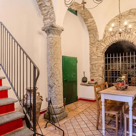 Hébergement de vacances Tzoffhaus By Interhome Domaso